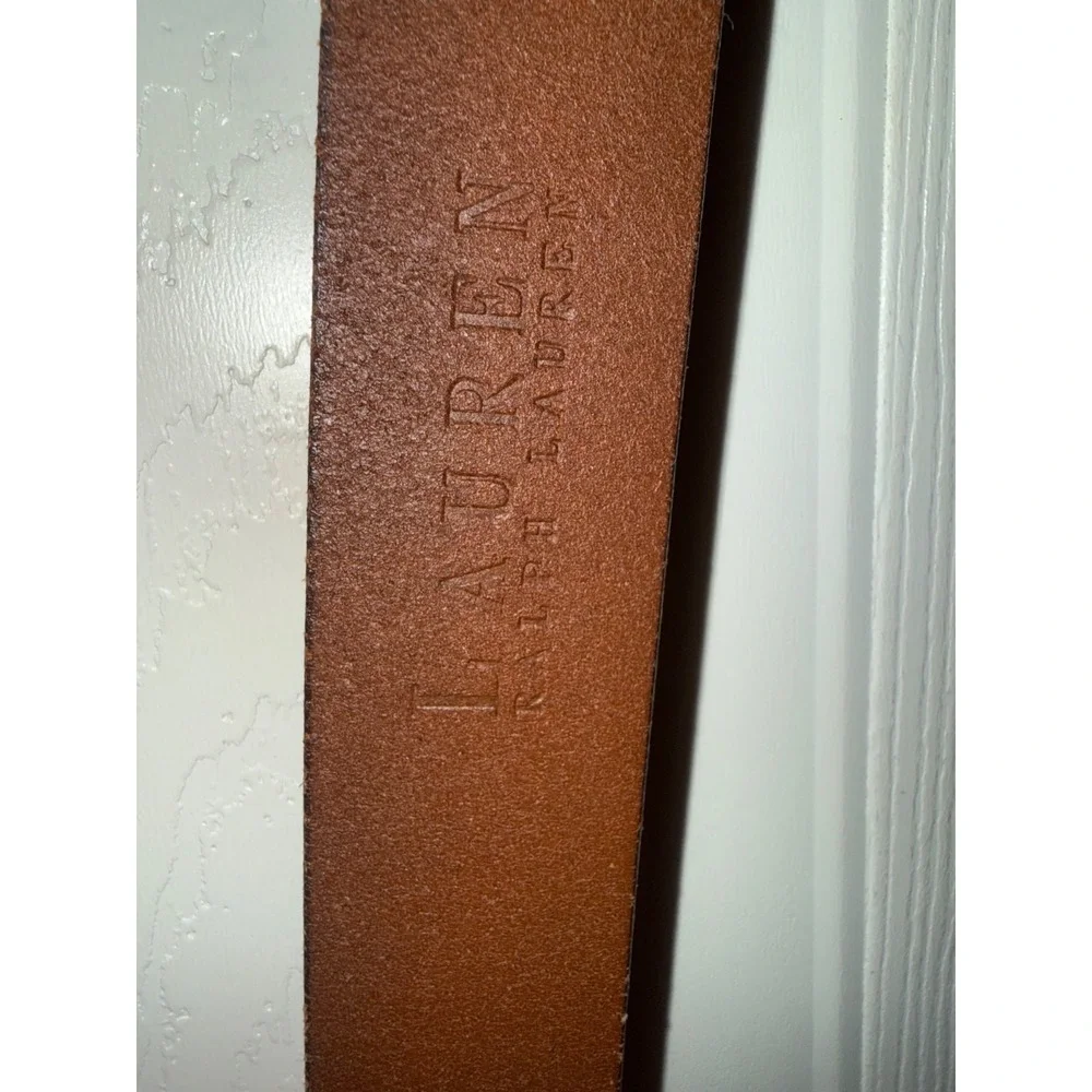 LAUREN Ralph Lauren Leather Belt Featuring A Stirrup-Inspired Design Size 42‎
